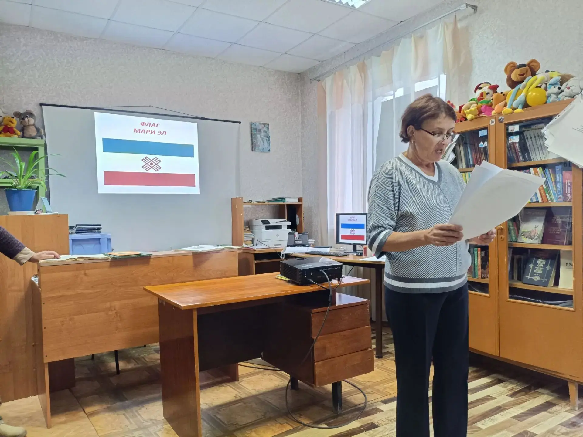 В рамках республиканской акции « Сказочный день»в библиотеке семейного чтения прошла ли...