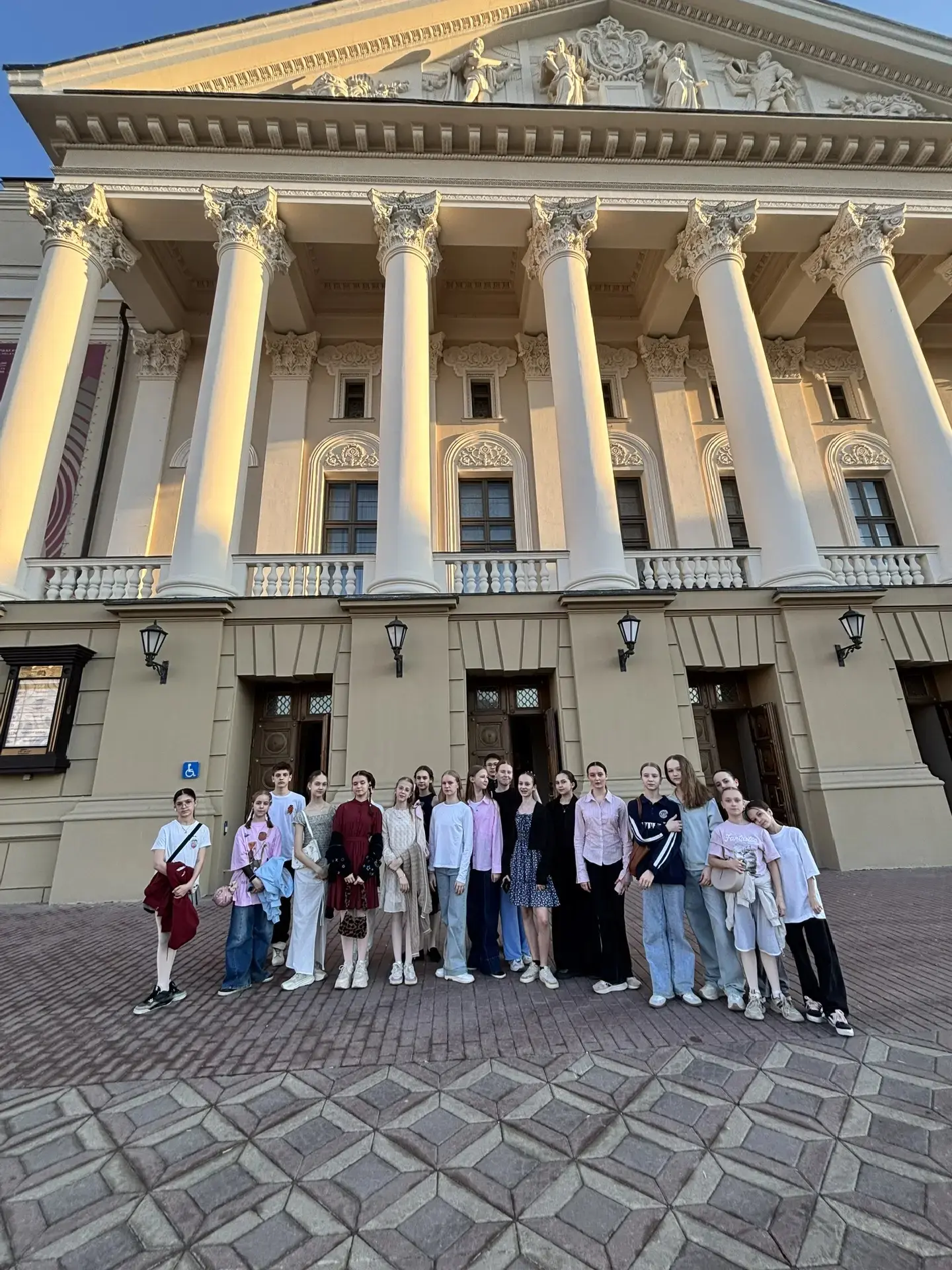 🎭 Вчера, 5 мая, наши учащиеся посетили творческую встречу с постановочной группой бале...