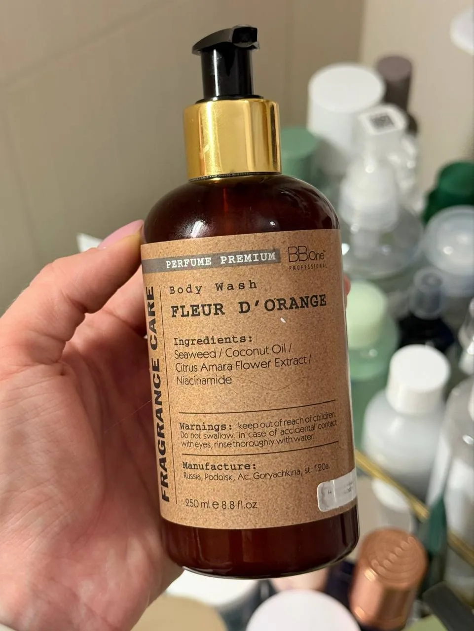 Ароматные находки для тела🤤

▫️Гель для душа BB One. Аромат Fleur D’orange
Как очевидно из названия