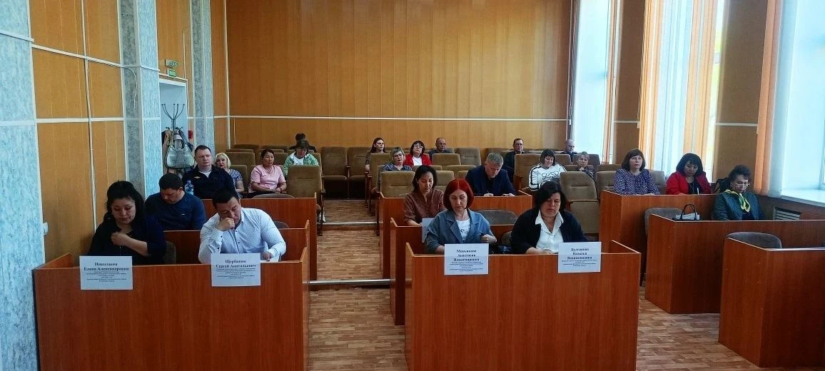 Сегодня, 27 мая 2026 года, в администрации Боградского района прошло расширенное заседание комиссии 