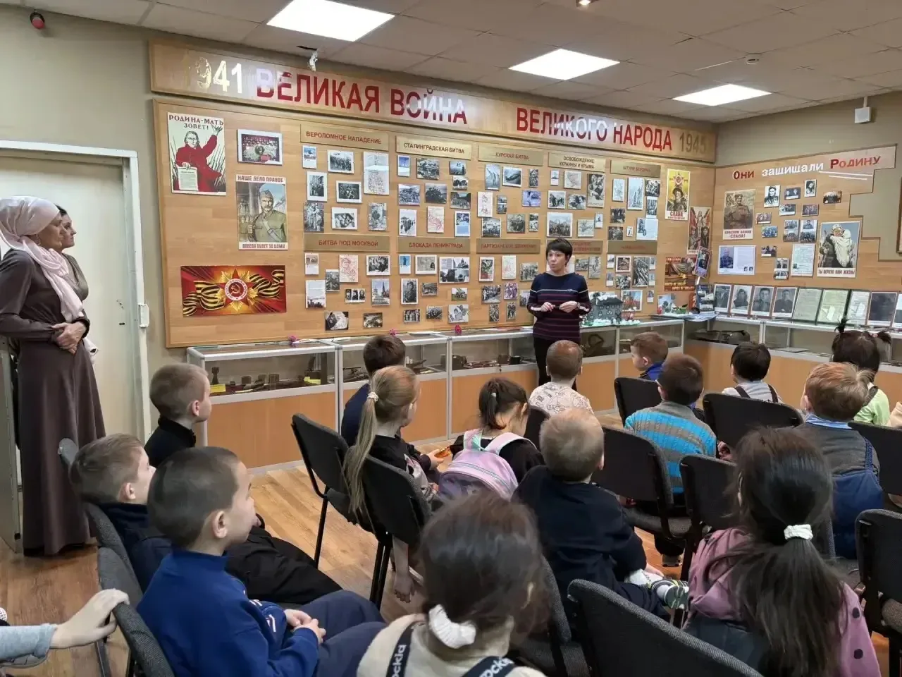 Гости из садика №60! 🏛️  Сегодня наша школа принимала юных гостей — воспитанников детского сада №60!