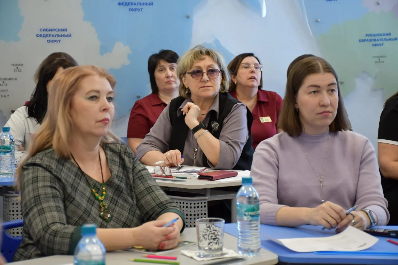 🌟 Сегодня в нашем лицее прошел семинар-практикум по направлению «Профориентация», тема которого «Реа
