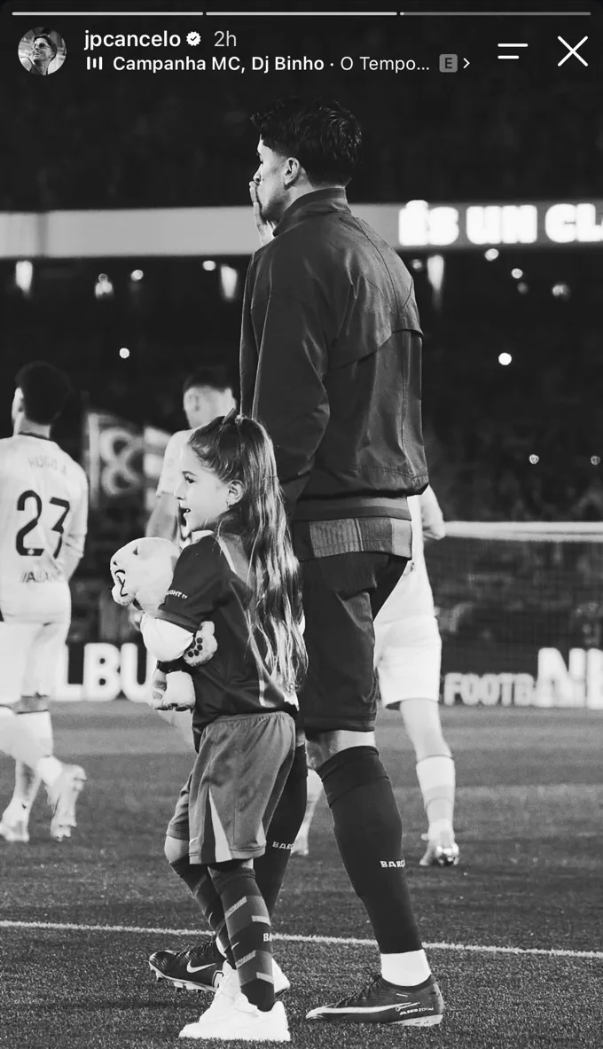 📲 Жоау Кансело в IG:

@i_blaugrana