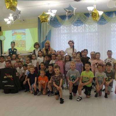 «Вместе мы большая сила, вместе мы страна Россия!»
12 июня вся страна отмечает один из самых значимы