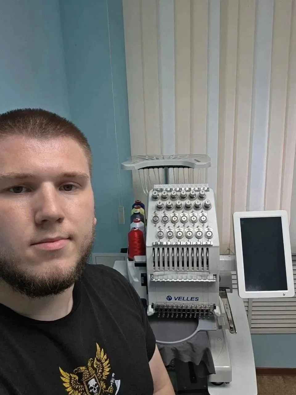 ❇️Ветеран СВО открыл свое дело по машинной вышивке

✔️Необходимое оборудование он приобрел на средст