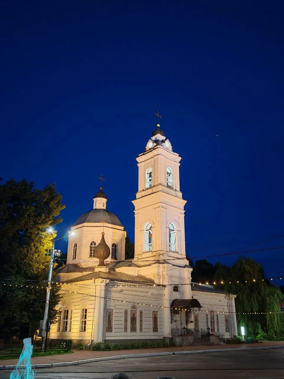 Прогулка по вечерней Тарусе. Калужская область

Фото: PavelK 

Русская культура