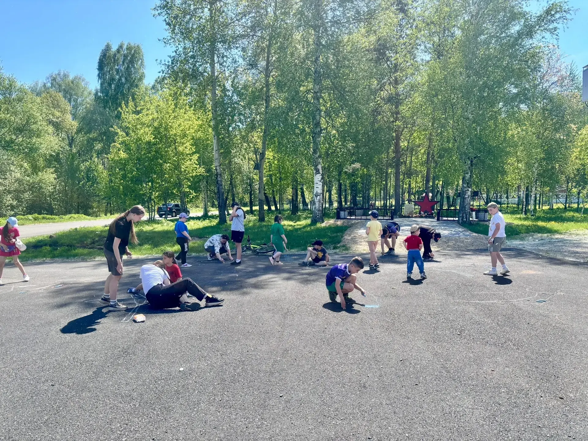 💥2 июня площадь Туратского СДК бурлила от смеха, шума и творчества!