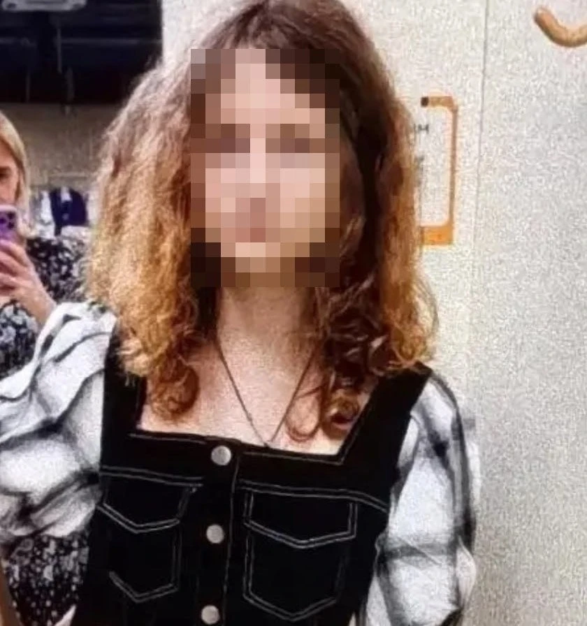 ⚡️12-летняя школьница пропала после похода за грибами в Питере — её тело нашли со следа...