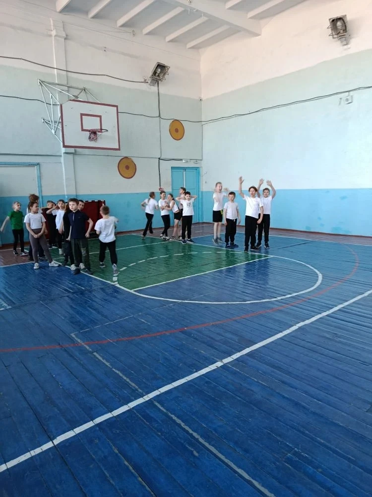 Дайджест: на спорте! Спорт и здоровье неразделимы!   📍Учителями физической культуры Даниловым К. Б. 
