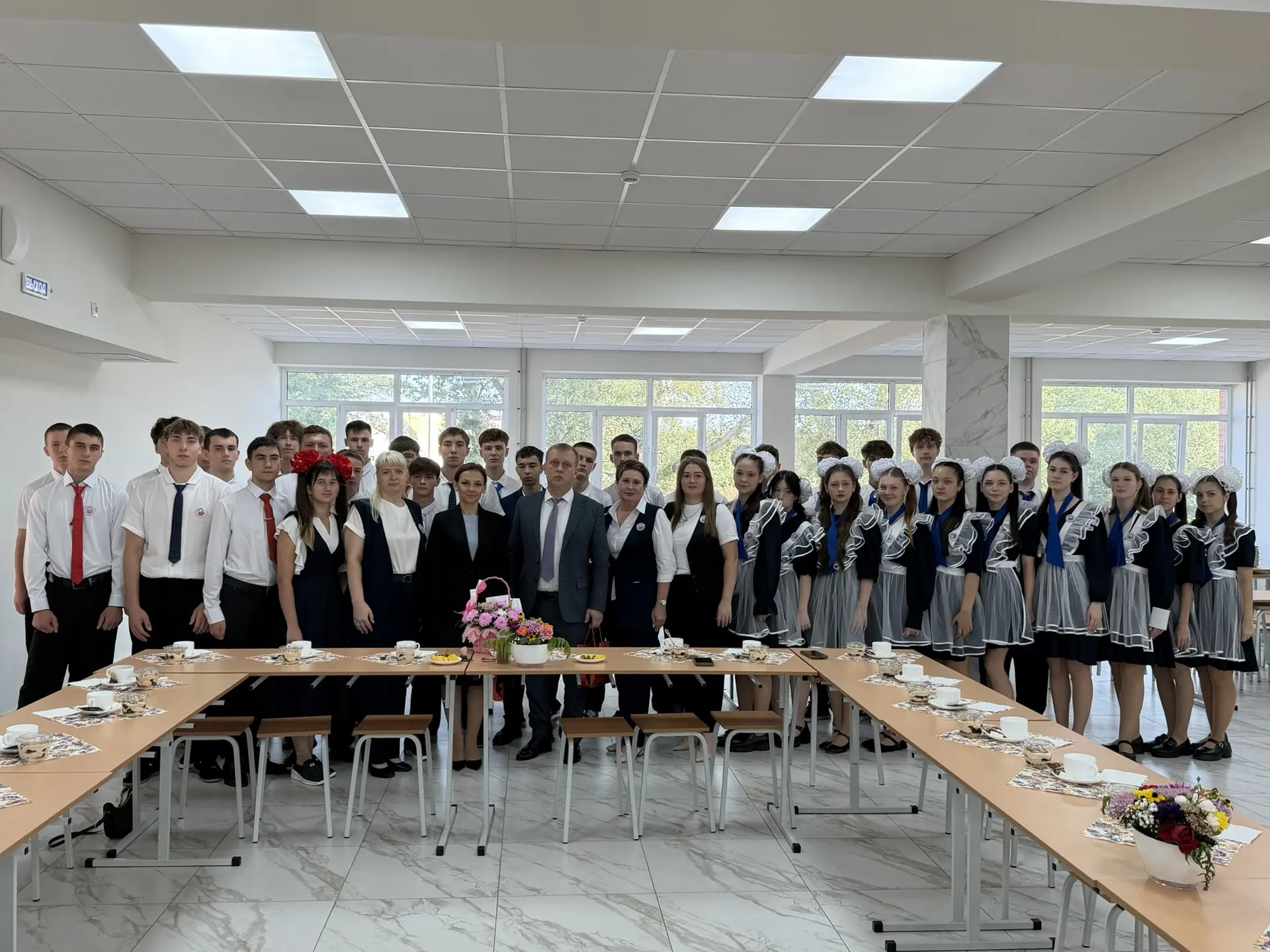 ☕️Разговор на равных: о будущем, профессии и жизни поговорили с одиннадцатиклассниками