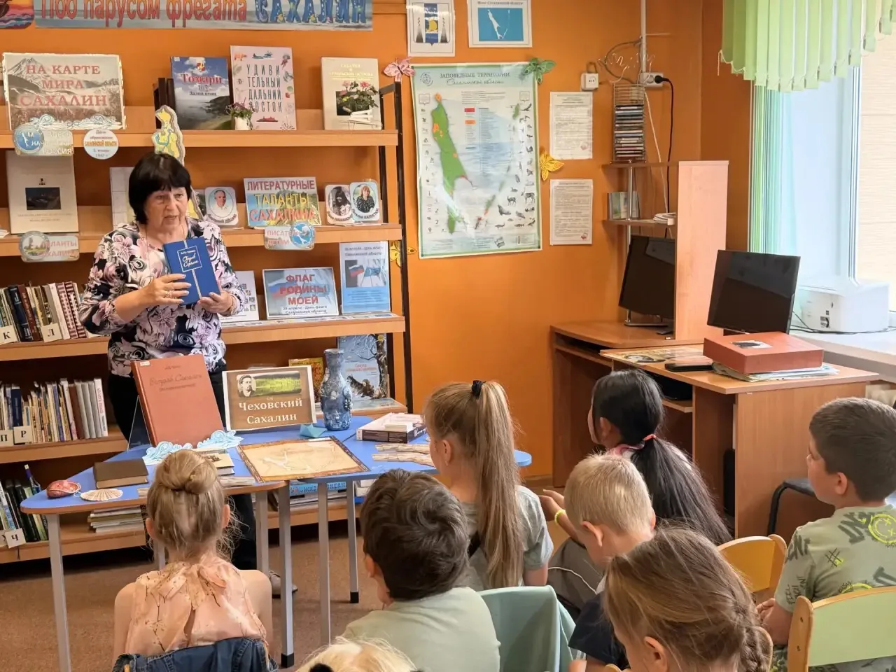 Для ребят из летнего лагеря «Островок здоровья» Красногорская сельская библиотека подготовила спорти