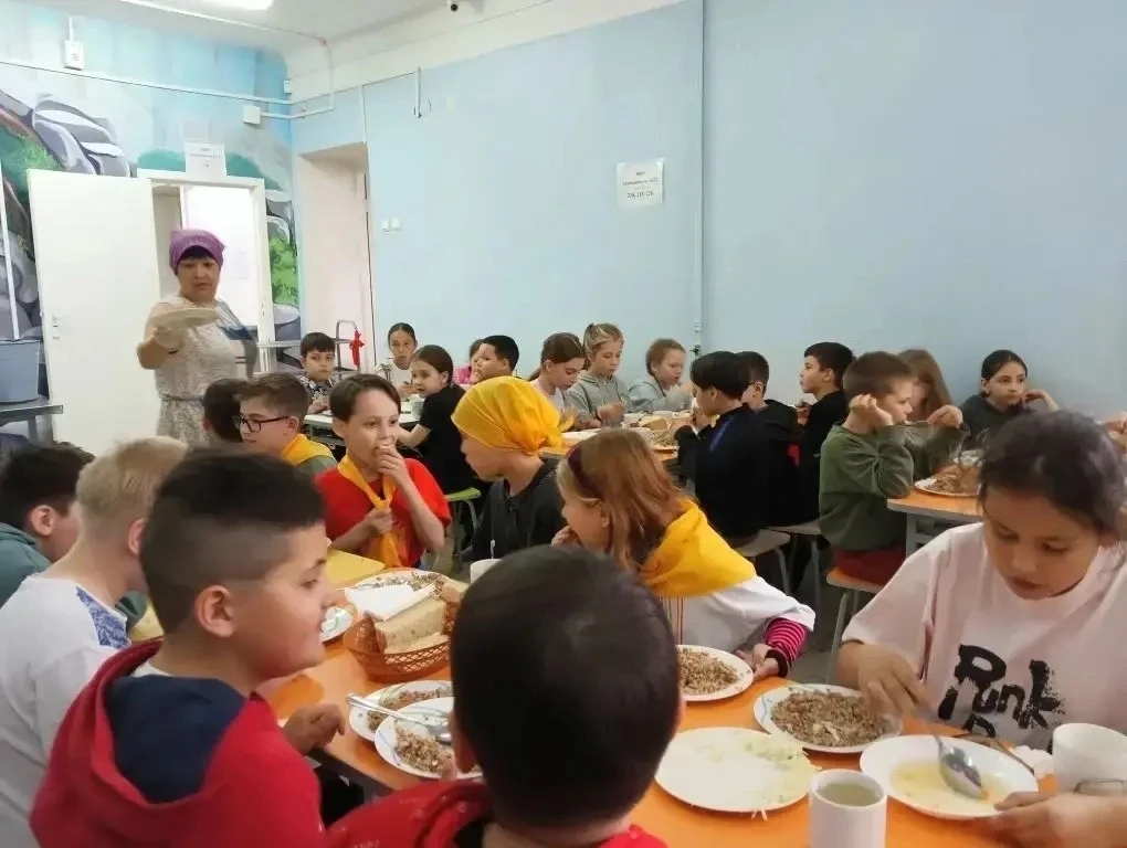 Яркий день в лагере «Солнышко»: творчество, спорт и музыка!☀️