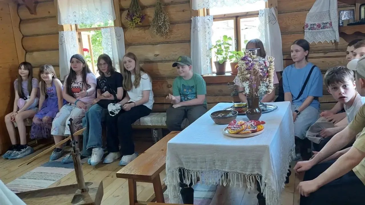 Экскурсия в Семёнов — столицу золотой хохломы