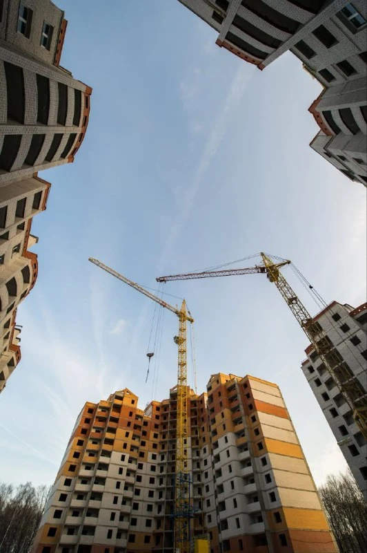 🏠 Как в Калужской области строят жильё: итоги пяти месяцев