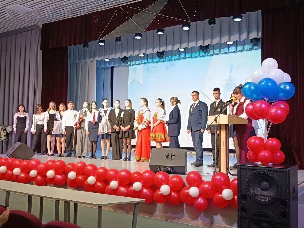 🌟 Первый тур конкурса "Ученик года 2026"! 🌟  10 марта 2026 года нашу школу с гордостью представила Е
