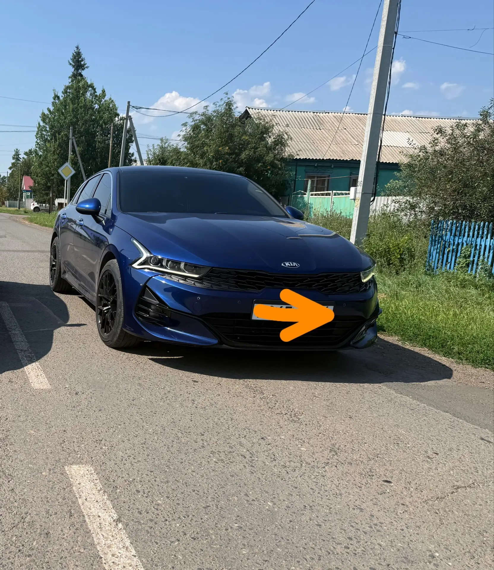 Продам машину Киа К5 состояние идеал цвет супер выделяется из потока