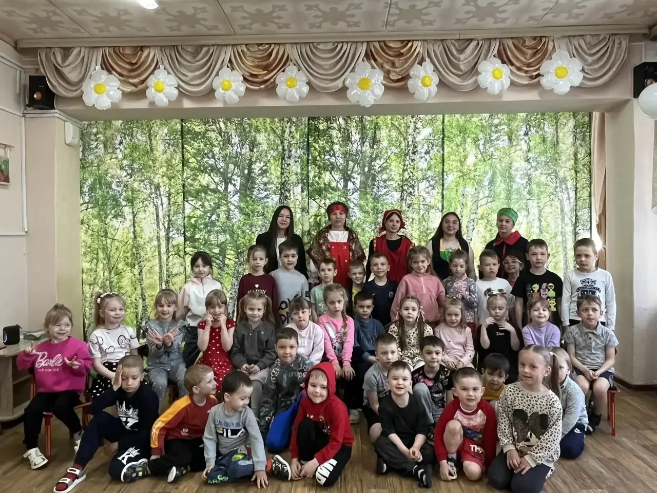 🌍 «Единство народов России»: большой проект для маленьких патриотов

В нашем детском саду прошла 