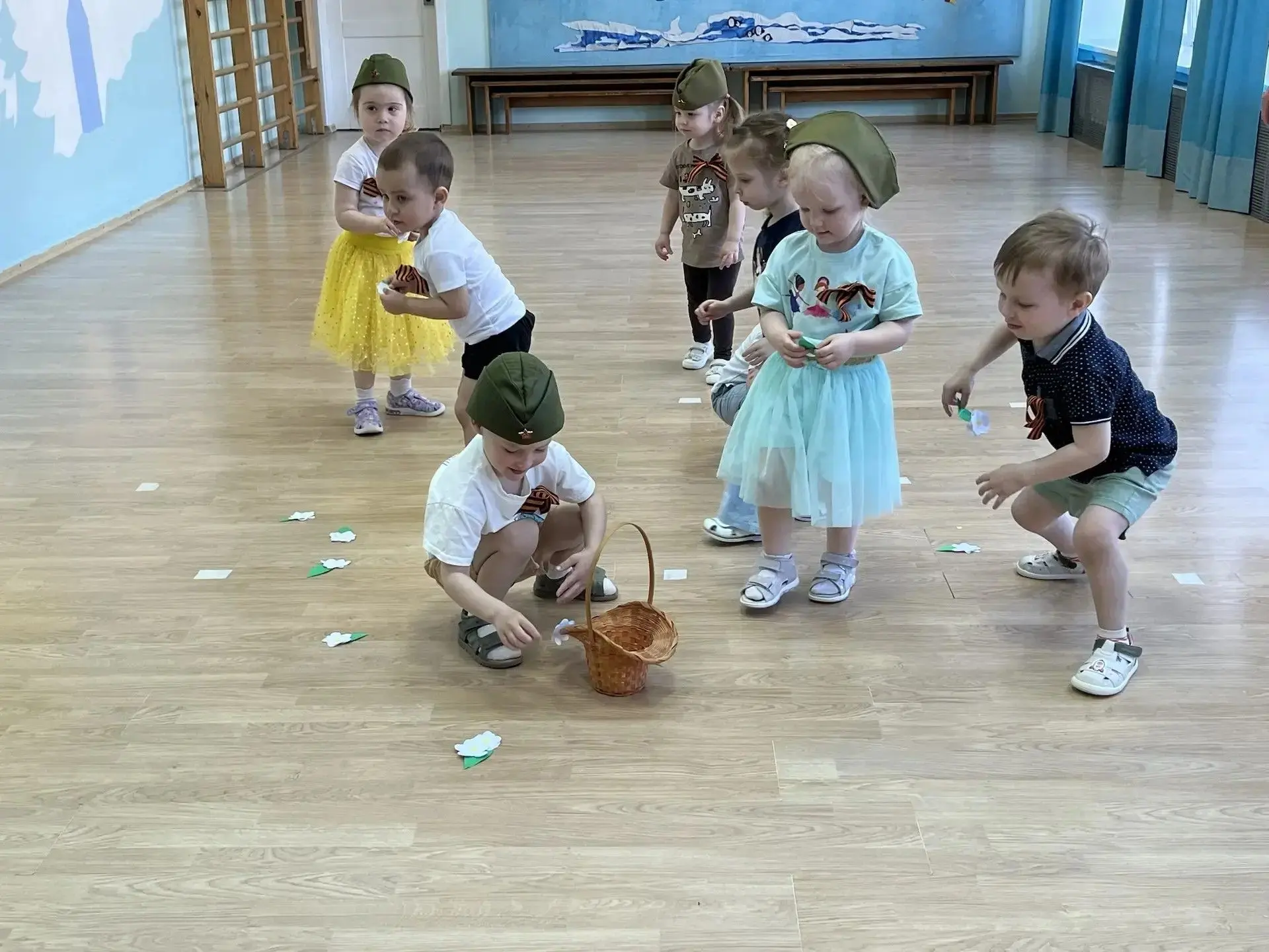 НАСЛЕДНИКИ ПОБЕДЫ