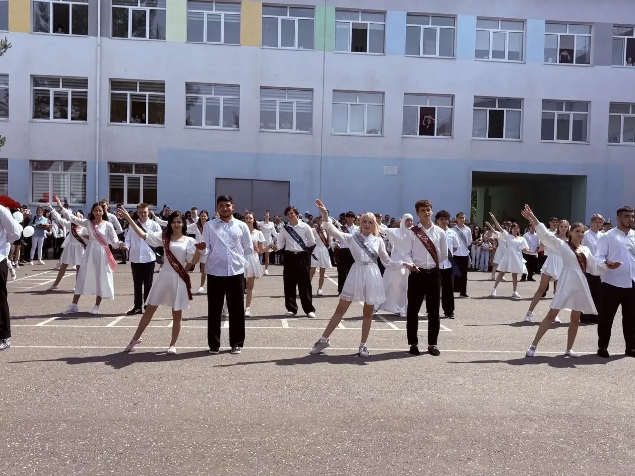 🔔 Последний звонок — 2026: момент, который запомнится навсегда!  💃Сегодня, 26 мая, в нашей школе про