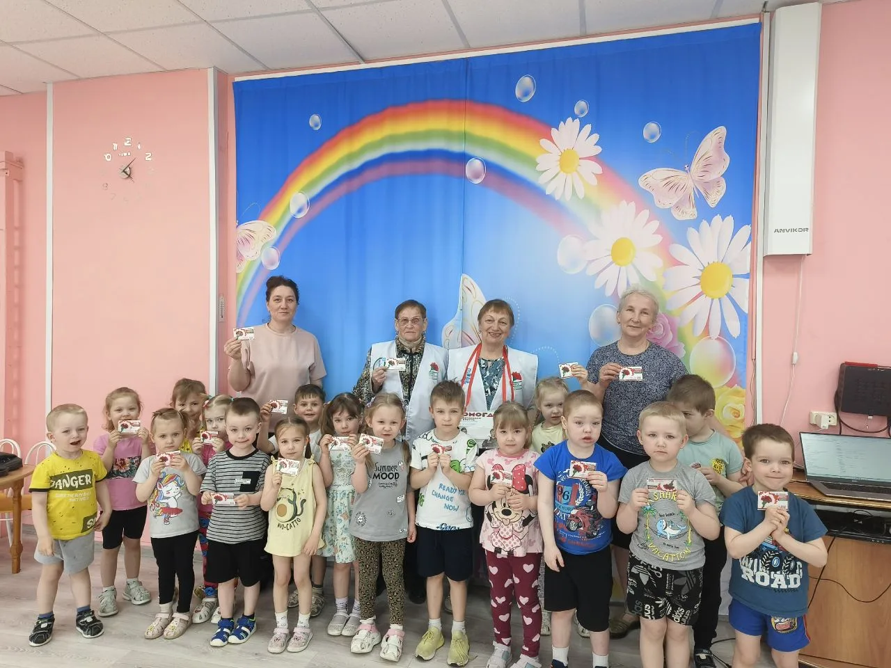 Красная гвоздика – олицетворение мужества, храбрости, побед и преодоления трудностей. И...