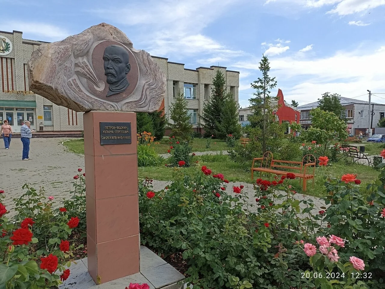 Присылайте Ваши фото в "Предложить пост"