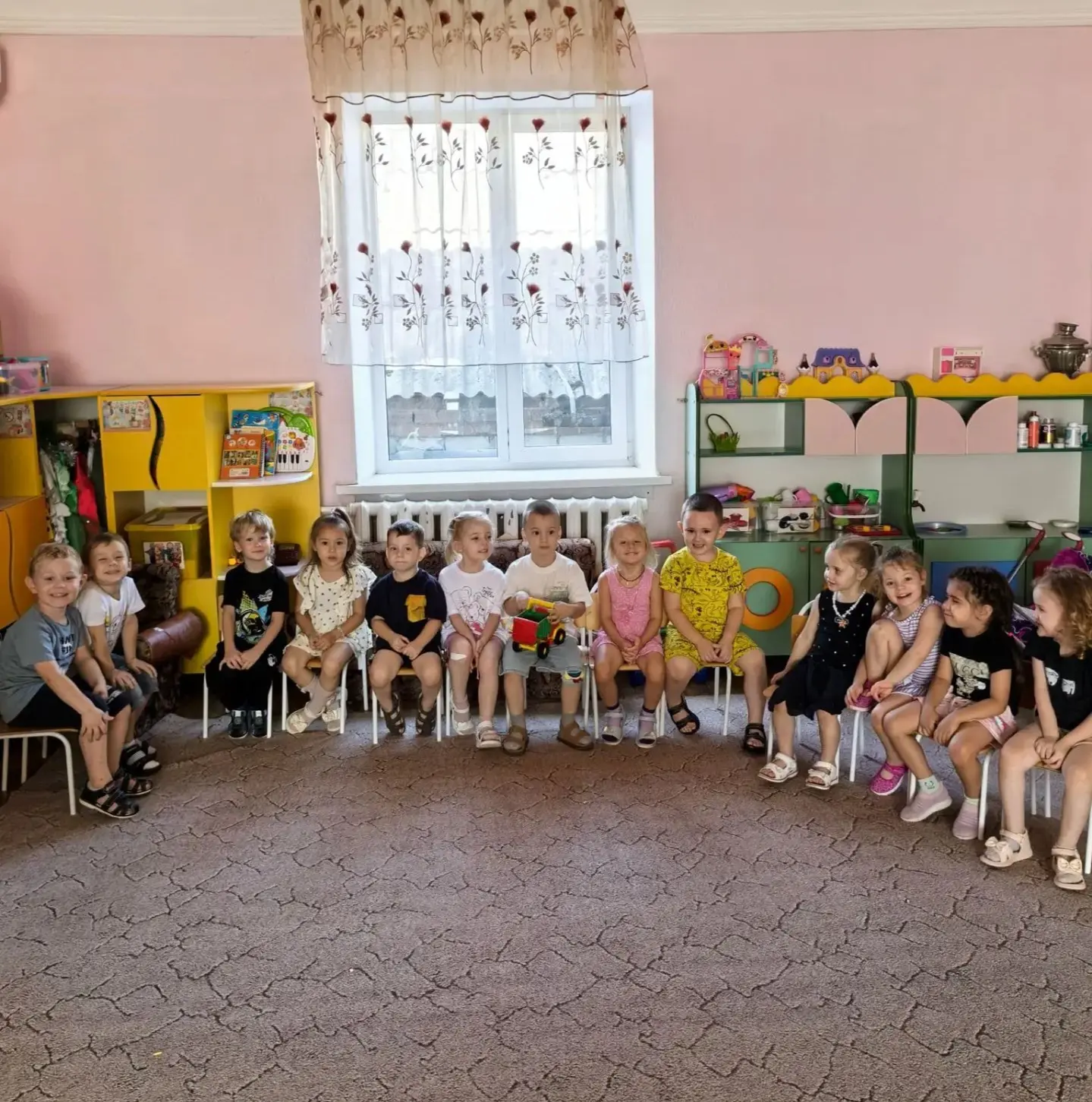 🌟 «Колобок» на прощанье — от выпускников малышам! 🌟