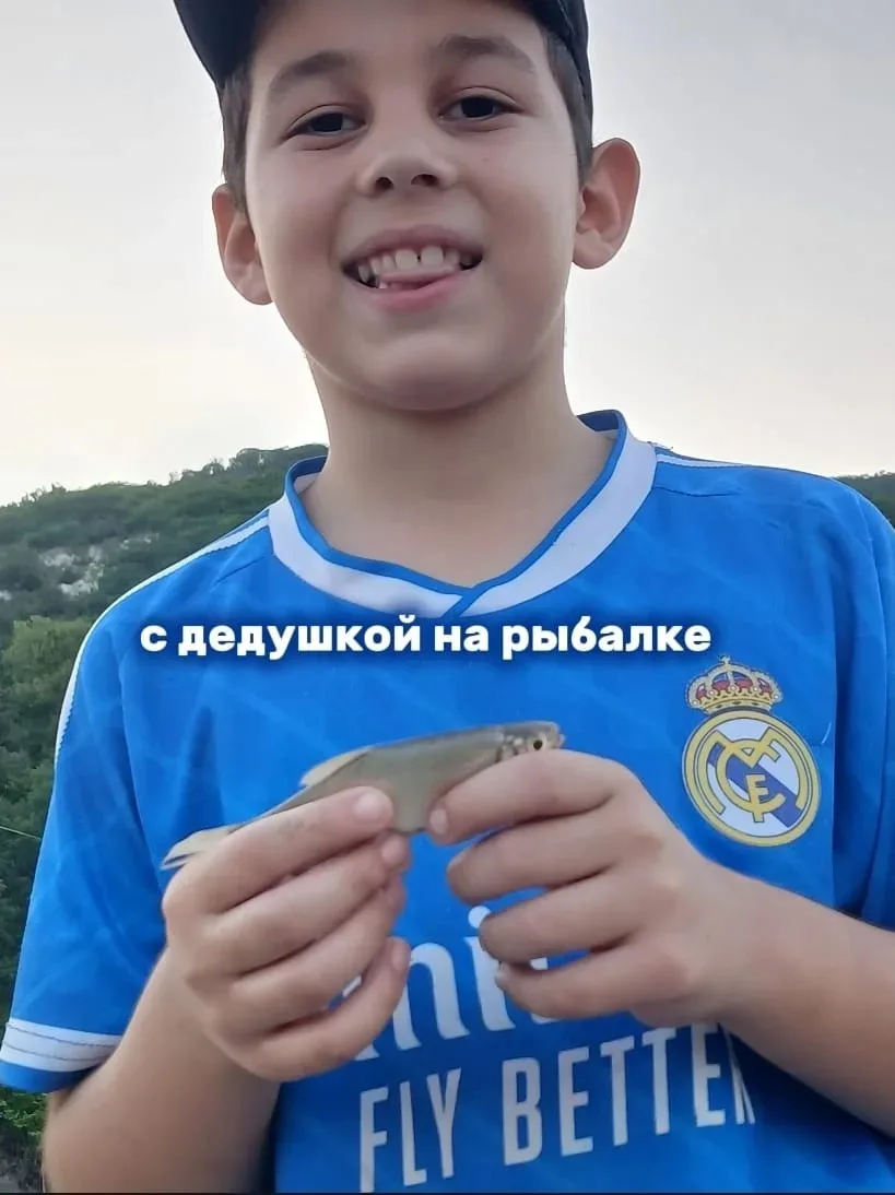 Летние каникулы у ребят из 3 «А» прямо сейчас в самом разгаре! Каждое мгновение наполнено яркими кра