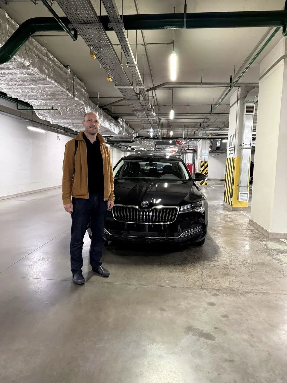 ➡️Отличный старт недели: выдача Škoda Superb для Сергея