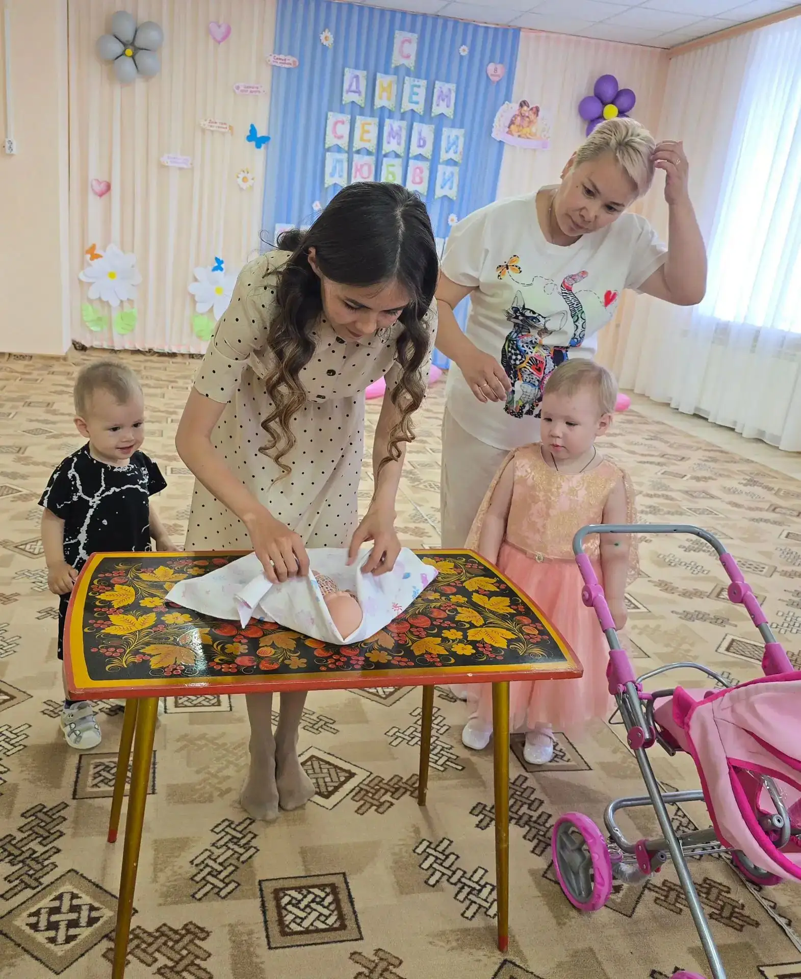 🌼 День семьи, любви и верности в нашем детском саду "Льдинка"!
  
🎉8 июля 2026 года мы с радостью 