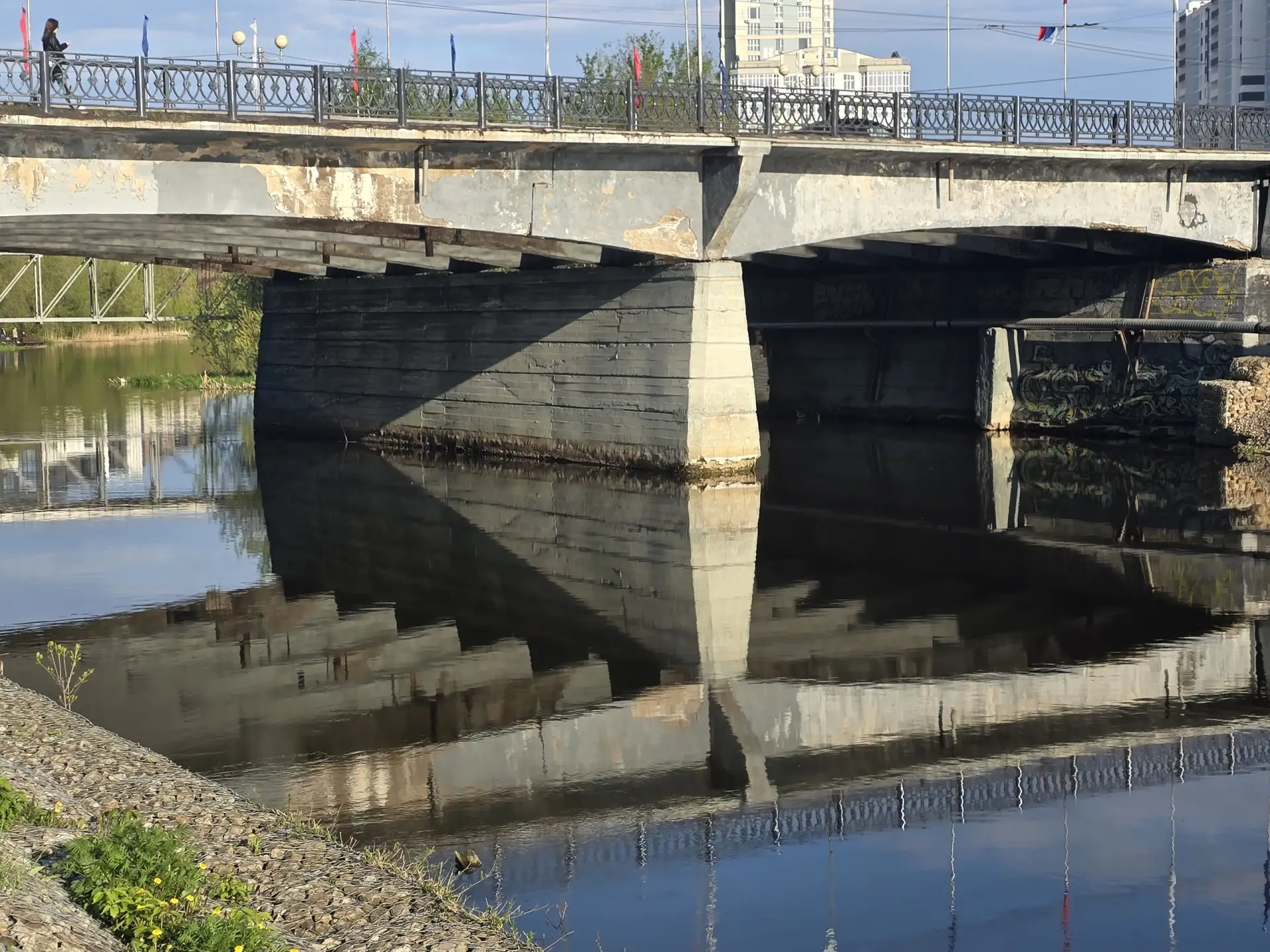 Подписчики спрашивают: "А что у нас в городе #Иваново с Соковским мостом? Год от года состояние его 