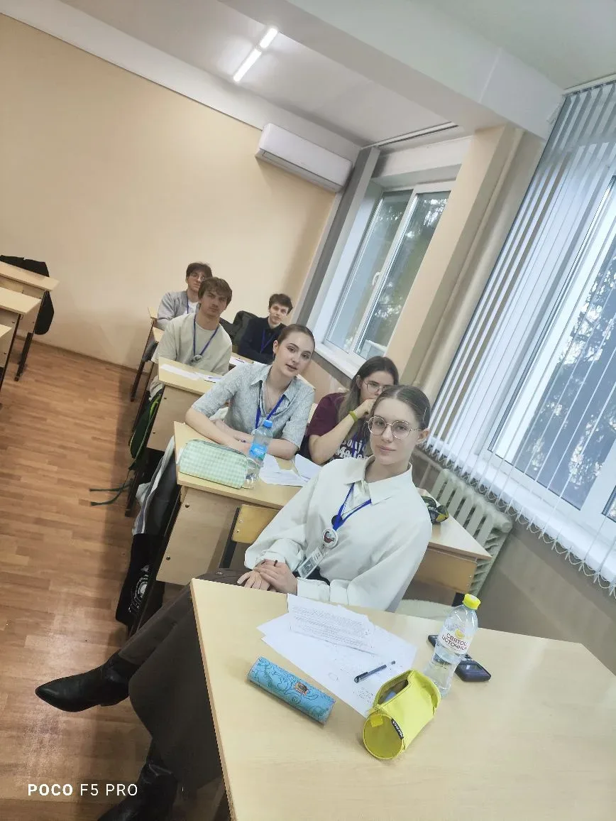 🎉 Победа наших в полуфинале! Турнир математических боёв Тулы в самом разгаре 🎓🔢