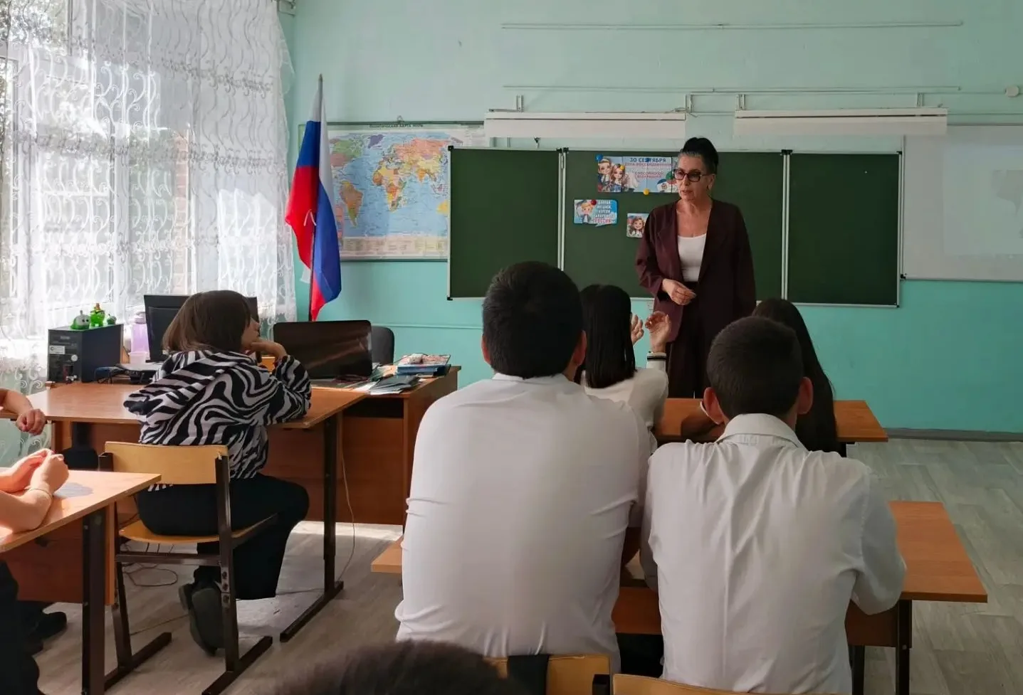 «Одна страна – одна судьба»: в школе прошло мероприятие ко Дню воссоединения новых реги...