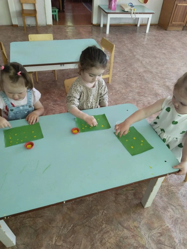 Кружковая работа "Одуванчики"