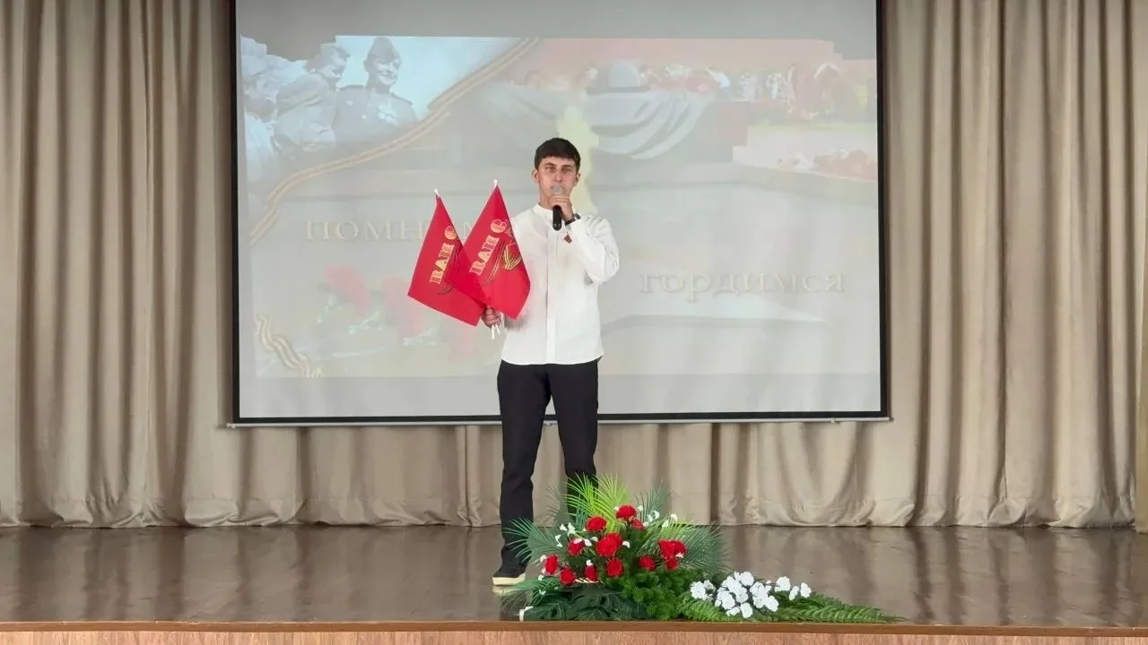 Чествуем День Победы: «Этот праздник со слезами на глазах»   В КЧР ГБПОО "Индустриально-технологичес