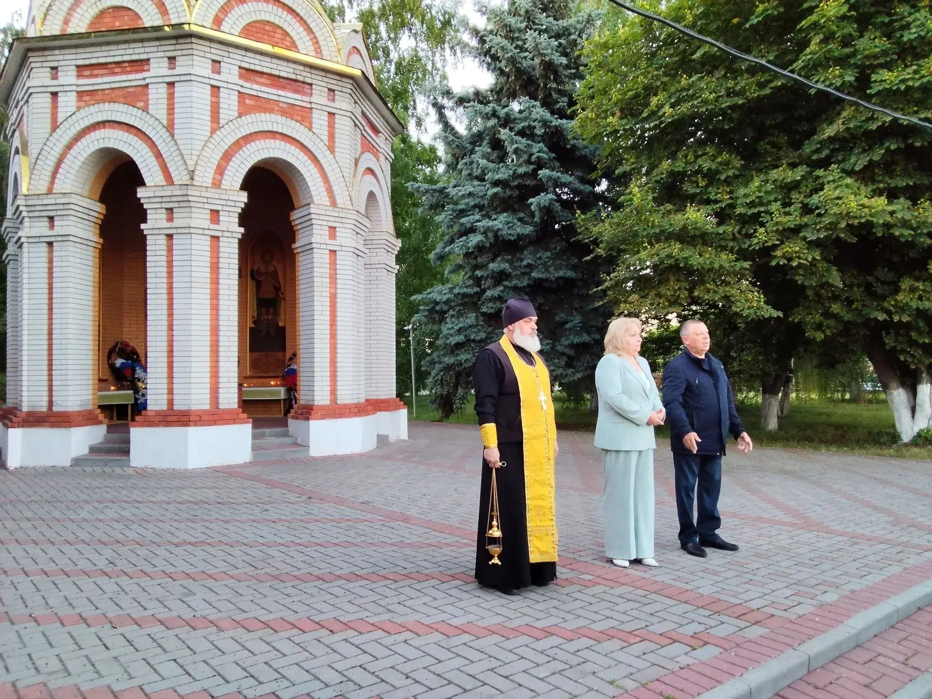 🕯 Сотрудники нашего детского сада присоединились к акции "Свеча памяти "
Памятное мероприятие состо