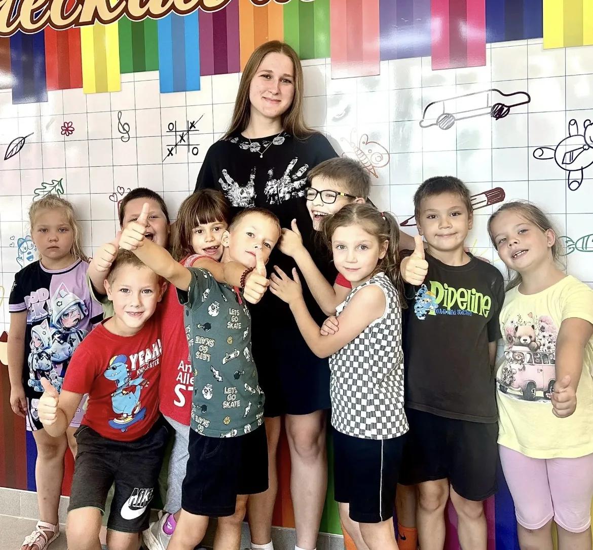 👩‍🏫 Сапунова Екатерина, Пермякова Анфиса и Кармацких Елизавета — наши активные и ответственные вож