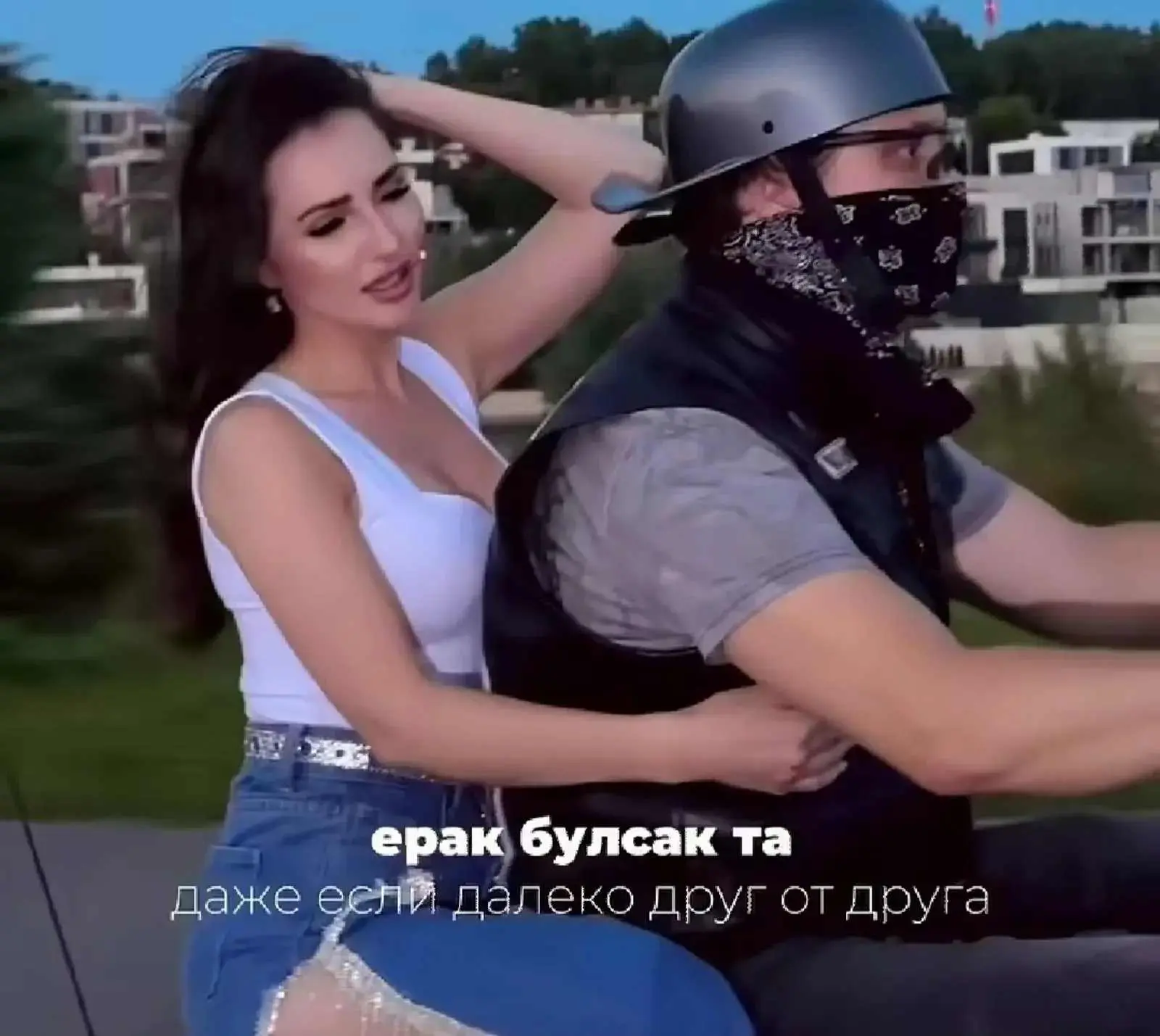 🙃💥💥💥Популярная певица Ильмира Нагимова замечена с новым бойфрендом
                             