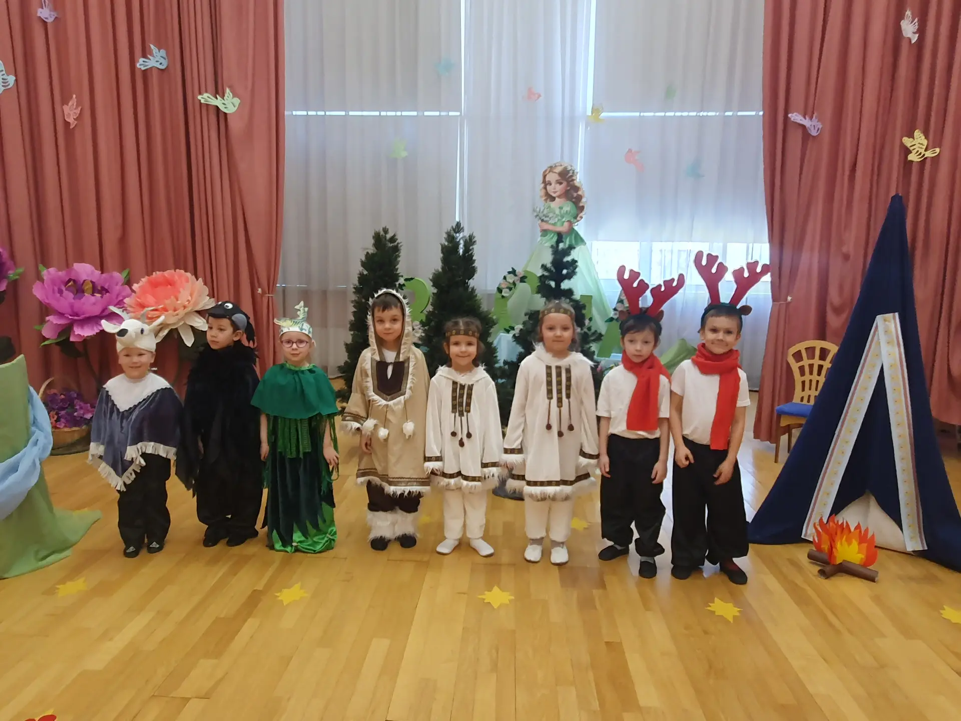 🎭 Театр — это таинство, сказка и волшебство, целый удивительный мир.  🌟 Ребята из средней группы «Со