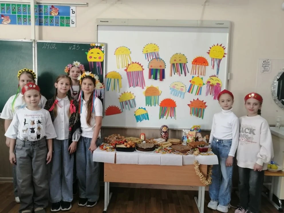 Наши Орлята России отмечают Масленицу 🥞