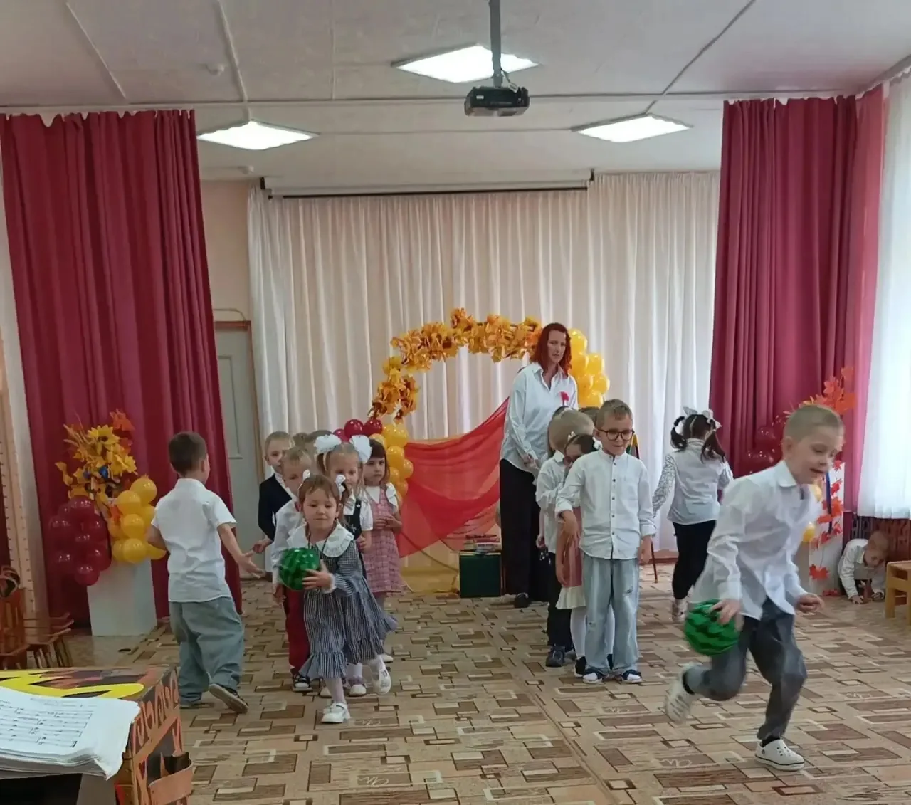 Прозвенел звонок весёлый,