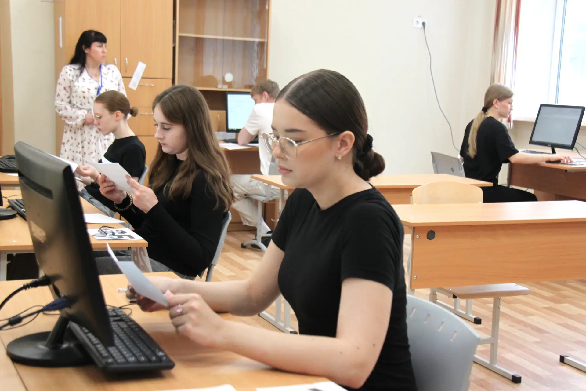 👨‍💻Одиннадцатиклассники сдали один из последних экзаменов – информатику. Этот предмет по выбору дл