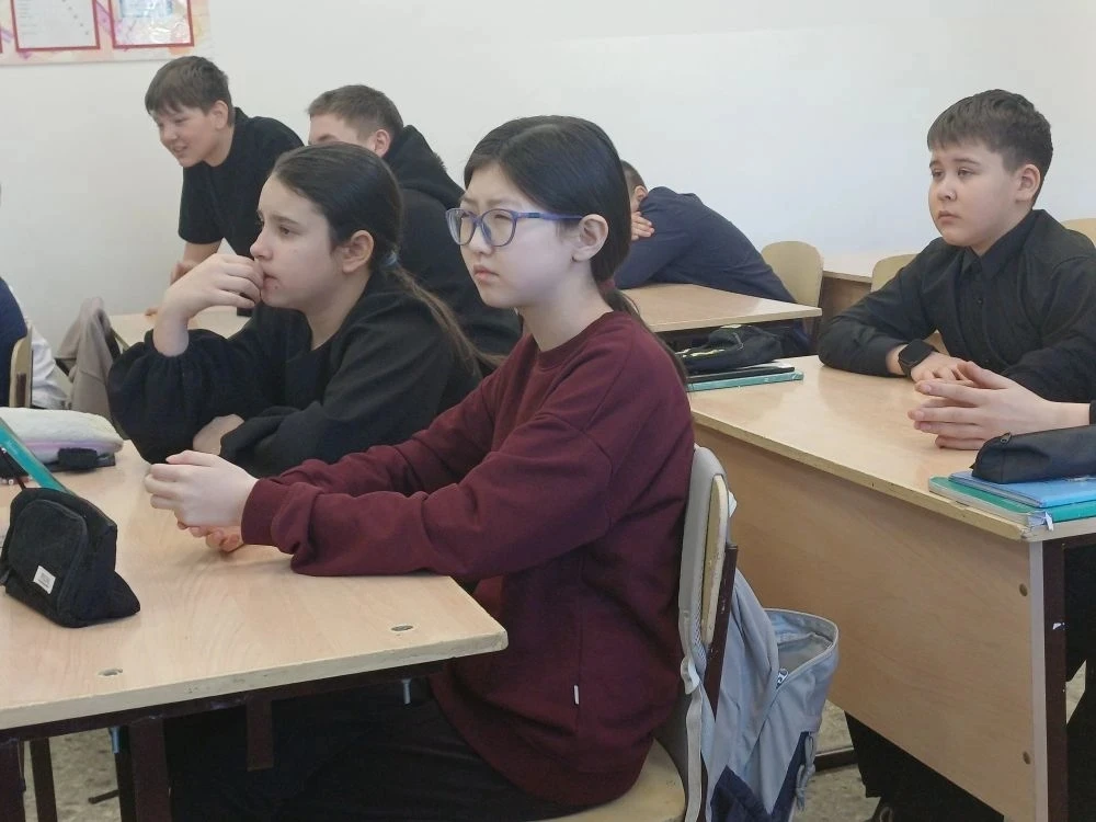 • Официально признать праздник на мировом уровне предложил представитель Марокко в Гене...