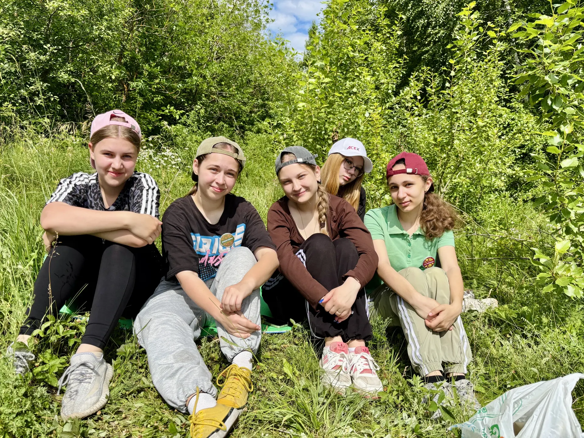 День поля 🌾☀️

Сегодня наш лагерь присоединился к празднованию Всероссийского дня поля — праздника,