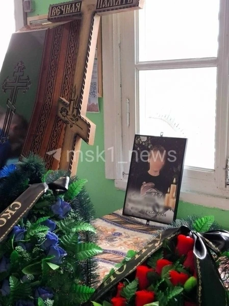 Родители 12-летнего мальчикa из Подмоскoвья, которого заpезали школьницы, скрывают трaг...