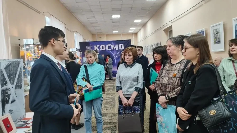 Школа на Глеба Успенского представила на XVI Петербургском международном образовательном форуме уник