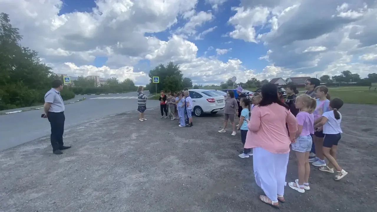 🚨 Учения по безопасности в школьном лагере: ребята отработали действия при обнаружении опасных пред