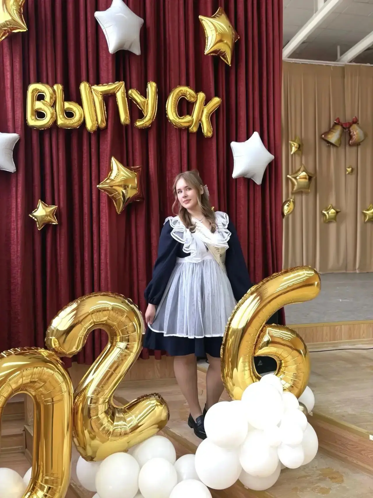 На первом экзамене и первые 100 баллов на ЕГЭ по литературе принесла в копилку  Оболенской школы Мар