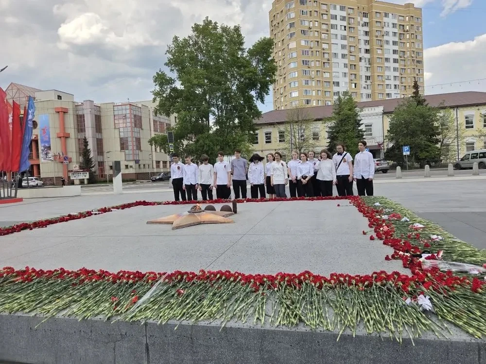 НАШИ #ДеньПобеды #РеутовПомнит #ПамятьПоколений  Ученики 7 «З» класса приняли участие в акции к 9 Ма