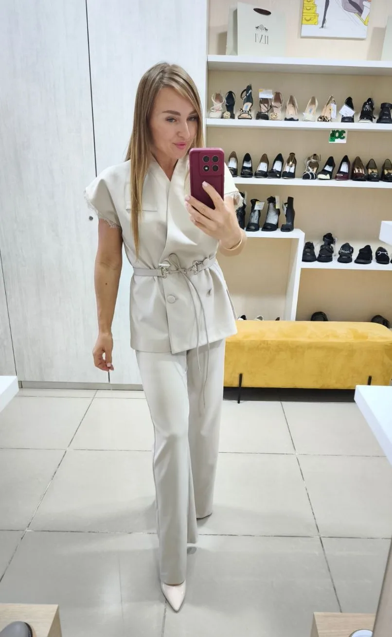 Шикарный костюм 🥰
44,46,48
13500