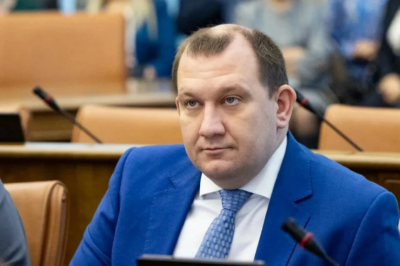 Имущество депутата Заксобрания Красноярского края арестовали по делу о майнинговой ферме на ₽450 млн